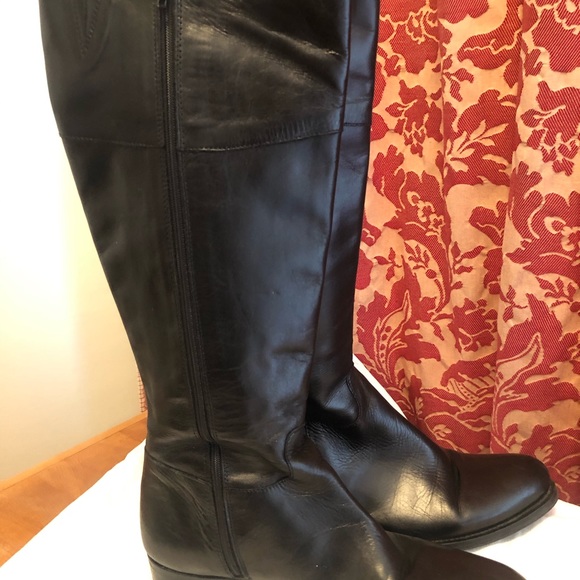 Ladies tall leather boot - Picture 3 of 6